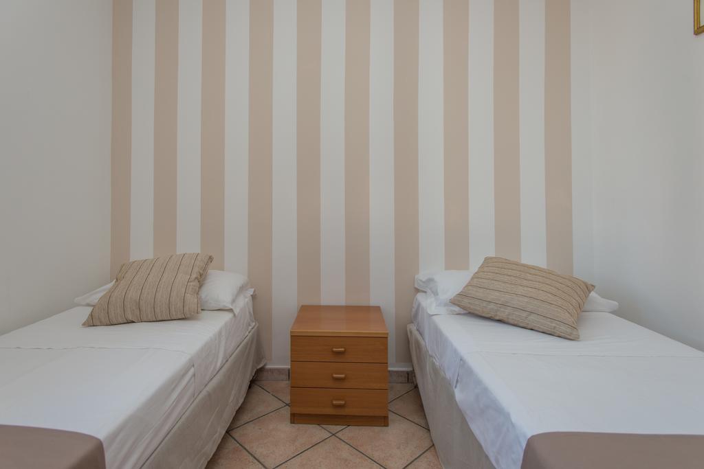 Blu Side Hotel & Residence Torre San Giovanni Ugento Exterior photo