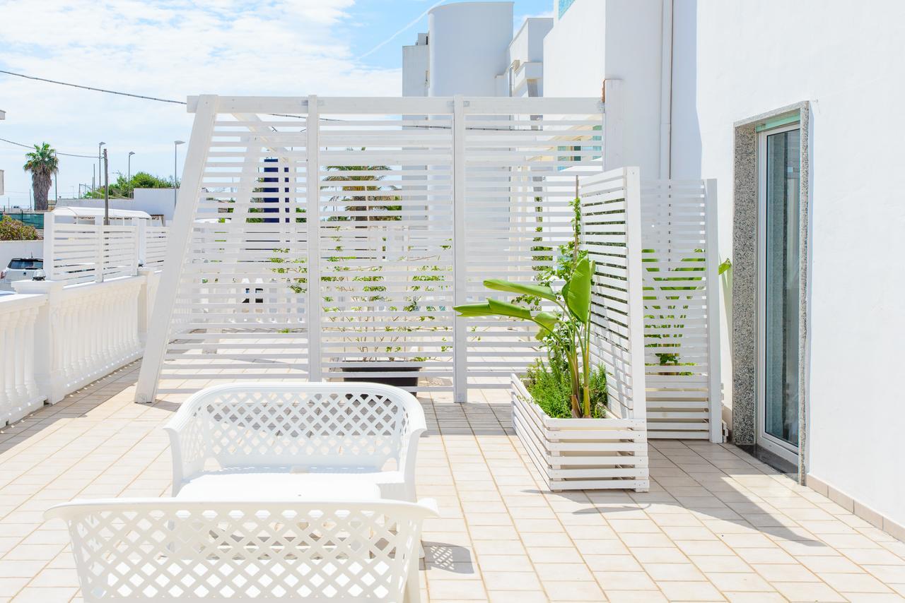 Blu Side Hotel & Residence Torre San Giovanni Ugento Exterior photo